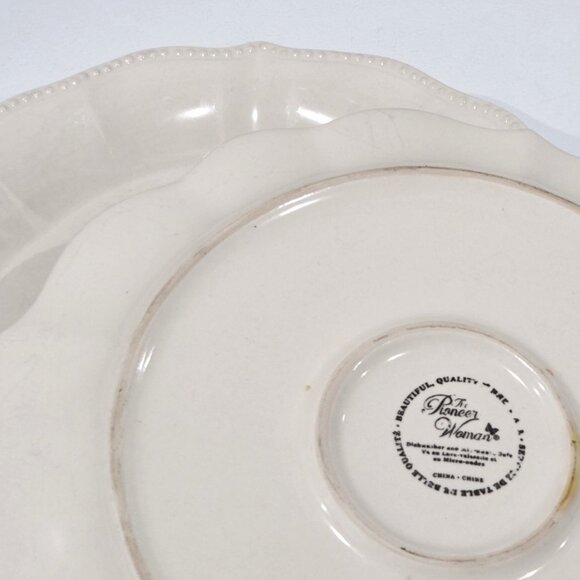 Pioneer Woman 3 Paige off-white dinner plates - Picture 2 of 2